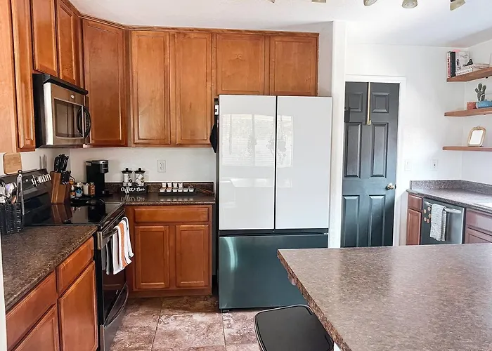 Holiday home Family Home: Game + Yard Near Spring Training